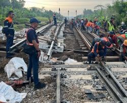 Penggantian Wesel Jalur Kereta Api, Pastikan Keselamatan Perjalanan