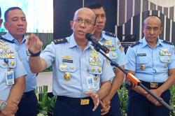 TNI AU Kerahkan Bantuan Bencana Banjir Bandang Sibolga, Termasuk Genset dan Starlink