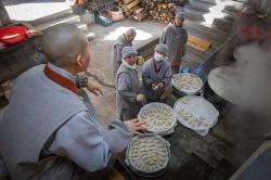 Lonjakan Wisatawan Indonesia Picu Korea Gencarkan Diplomasi Wisata dan Kuliner Wihara di UNESCO