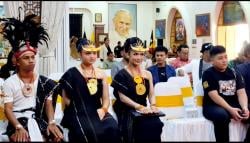 Beraking News! Perdana Diva Indonesia Krisdayanti Louncing Album Lagu Bahasa Tetun Timor Leste