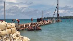 Pembangunan Dermaga Rakyat Pulau Raam Dipercepat, Gubernur PBD Pastikan Akses Laut Gratis