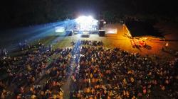 Lapangan Desa Glagah Dipenuhi Lautan Manusia, Lantunan Sholawat Terus Bergema