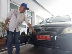 Ditunjukan Kendaraan Dinas Kendal Menunggak Pajak, ini Reaksi Bupati