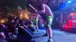 Stillbirth Guncang Surabaya, Stevi Item Ikut Panaskan Panggung 51Fest