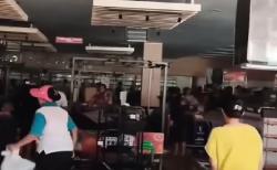 Viral! Aksi Penjarahan Warga Tapanuli Tengah di Sejumlah Supermarket karena Kelaparan usai Banjir