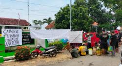 Dinilai Pemdes Tidak Transparan, Warga Desa Padek Ulujami Pemalang Gelar Aksi Unjuk Rasa