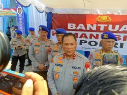 Polda Kepri Salurkan Bantuan Rp500 Juta untuk Korban Bencana di Aceh
