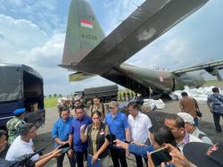 Satu Pesawat Penuh Harapan: Misi Kemanusiaan Zita Anjani untuk Tapanuli Tengah dan Sibolga