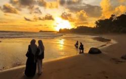 Pangandaran Menggoda! Rute Legokjawa - Madasari Diserbu Pemburu Senja dan Pencari Sensasi Alam