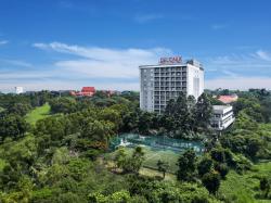 Sambut Natal dan Tahun Baru 2026, Hotel di Karawang Ini Gelar Festive Season Escapes