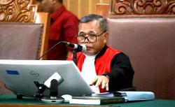 Terdakwa 3 Hakim, eks Ketua PN dan Panitera Kasus Korupsi Lepas CPO Divonis Hari Ini