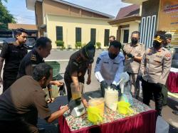 Kejari Probolinggo Musnahkan Barang Bukti, Didominasi Perkara Narkotika