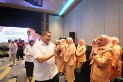 Pesan Menohok Wali Kota Makassar ke Ibu-Ibu DWP: Tolong Jangan Curhat di Medsos