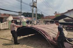 Hadapi Cuaca Ekstrem, Polda Banten Siagakan Personel SAR di Dua Titik Rawan