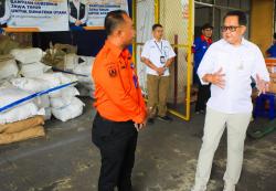 Jatim Kirim 26,5 Ton Bantuan ke Sumatera, Total Capai Rp10,5 Miliar!