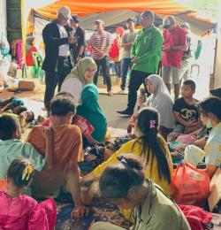 FSI DPR RI PKB Tempuh 12 Jam untuk Salurkan Bantuan Banjir ke Tapanuli Selatan