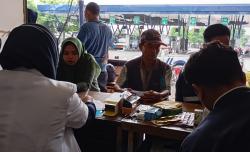 Kesiapan Nataru: Ratusan Kru Bus Terminal Purabaya Jalani Pemeriksaan Kesehatan Gratis