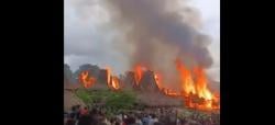Breaking News: Belasan Rumah Adat di Kampung Yaruwora Dilalap Jago Merah
