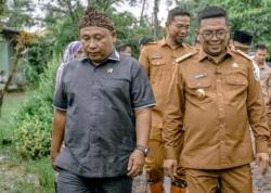 Warga Apresiasi Pemprov Banten Bangun Jalan Lingkungan di Kandangpalon Desa Sukaraja