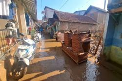 Air Sungai Citarum Meluap, Banjir Mendadak Kepung Desa Cilampeni dalam Hitungan Menit
