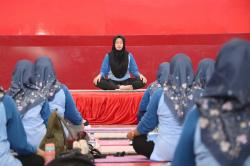 Ratusan Peserta Ikuti Senam Yoga Bersama untuk Tingkatkan Kesehatan