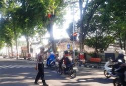 Banyak Yang Belum Tahu, Ini Fungsi Pelican Crossing di Jl R Suprapto Dekat SMAN 1 Purwodadi