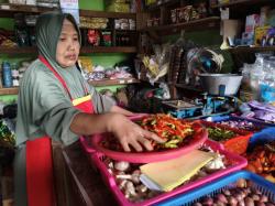 Harga Cabai Melejit, Pasar Baru Porong Sepi Pembeli