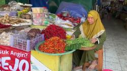 Jelang Nataru, Harga Cabai Naik Tajam di Pasar Tradisional Tuban