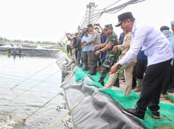 Pangdam XXII/TB Mayjen TNI Zainul Arifin Dorong Pemanfaatan Potensi Perikanan di Sukamara