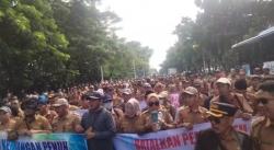 Demonstrasi Apdesi di Monas, Minta Cabut PMK dan Jaminan Gaji Perangkat Desa dari APBN