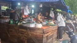 Jelang Nataru, Stok Cabai Merah Keriting di Pasar Mentok Menipis