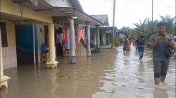 Banjir Rob Rendam Pangkalpinang, 300 KK Bertahan di Rumah