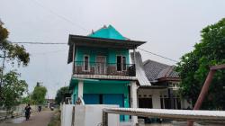 Atap Rumah Lepas saat Angin Kencang di Indramayu, Warga Sempat Selamatkan Anak-anak