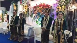 Dua Pasangan Pengantin di Boyolali Dapat Layanan Nikah Gratis dan Diantar Mobil Dinas Bupati