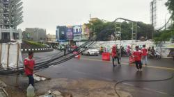 Tiang Listrik Roboh, Arus Lalu Lintas di Cilegon Sempat Terganggu