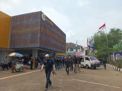 Warga Poponcol Geruduk BPN Karawang, Tolak Plotting Perumahan PT AM yang Dinilai Ilegal
