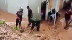 Banjir Rendam Huntara, Penyintas Ancam Dirikan Tenda di Halaman Kantor Bupati