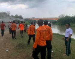 1 Orang Hanyut di Sungai Ciujung Kibin Kabupaten Serang, Tim SAR Terus Lakukan Pencarian
