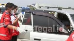 Empat Orang Tewas Dalam Mobil di Ruas Tol Pejagan-Pemalang KM 284 Tegal