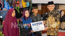 Putri Penjual Ikan Wisuda Terbaik Tegal Muhammadiyah University