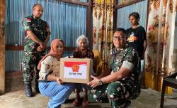 Ratusan Warga Pedesaan dan Perbatasan NTT Terima Bingkisan Paket Sembako dari Mabes TNI