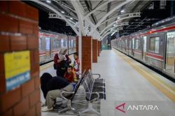 BTP Sosialisasikan Alur Baru Penumpang KA Lokal di Stasiun Rangkasbitung
