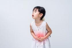 Orang Tua Harus Tahu! 5 Kebiasaan Makan Anak yang Diam-Diam Memicu Cacingan