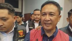 Dugaan Korupsi Pembelian MTN PT SNP Financ: Alex Riwu Kaho, Mantan Dirut Bank NTT Ditahan Kejati