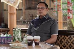 Pandangan Hasan Nasbi: Ngopi dan Gorengan Jadi Pemicu Deforestasi, Kok Bisa Ya?