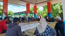 33 Perangkat Desa Karangrejo Kediri Studi Banding Kampung Wisata Ikan Gajah Wong