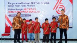Rayakan HUT Ke-75, DPRD Boyolali Tebar Kepedulian Lewat Bantuan Alat Tulis untuk Anak Panti