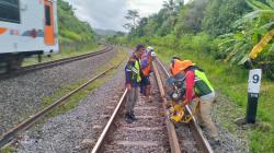 7.000 Meter Rel dan 430 Batang Bantalan Beton Serta 18 Wesel Diganti , Perlancar Arus Nataru