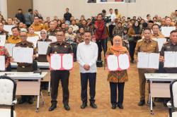 Khofifah–Kajati Jatim Teken MoU Penerapan Pidana Kerja Sosial