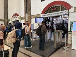 Libur Natal 2025, 145.684 Penumpang Kereta Api Melintas di Daop 4 Semarang